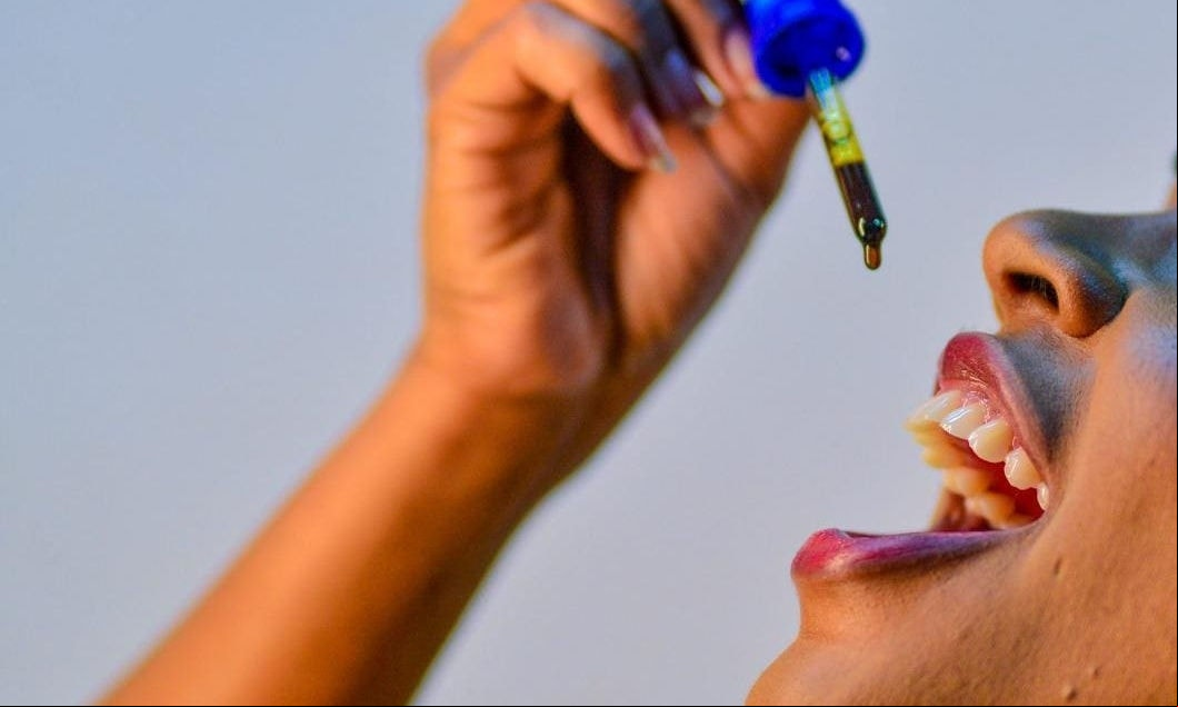 Remédios à base de maconha são regulamentados no Brasil desde 2019, segundo a Anvisa