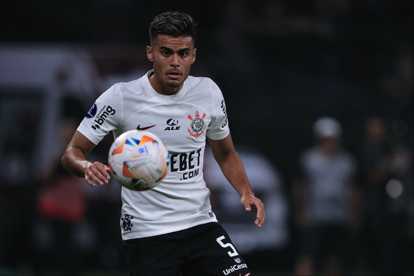 Fausto Vera em ação durante partida do Corinthians pela Copa Sul-Americana