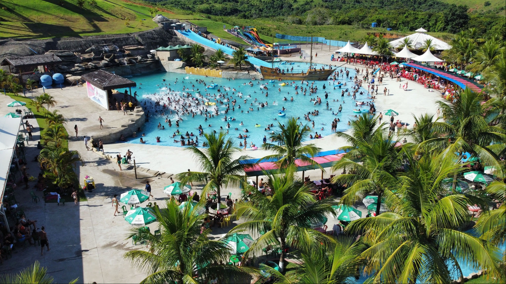 Vista do parque aquático do Minas Beach Park, em Raul Saores