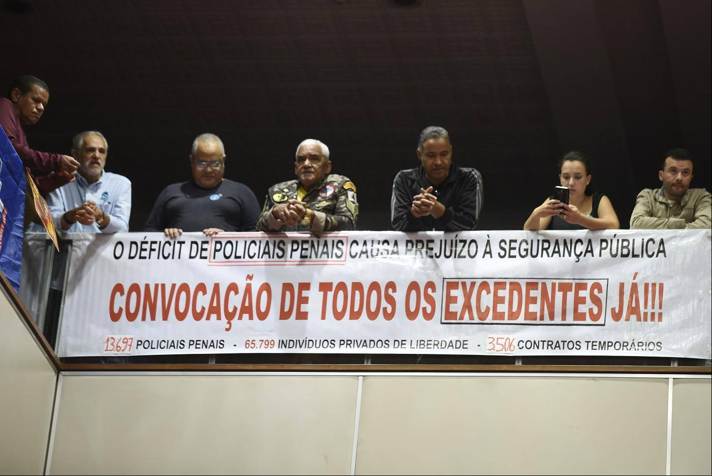 Por reajuste salarial, Educação, saúde e segurança vão à ALMG