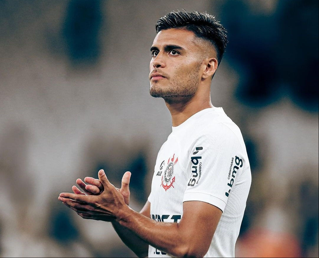 Volante Fausto Vera confirmou nesta quinta (27) seu acerto com o Atlético e deve vir a Belo Horizonte nos próximos dias para ar pelos exames médicos