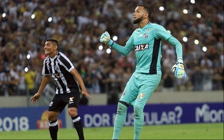 Pelo Ceará, Éverson marcou um gol contra o Corinthians, em 2018 (Foto: Lucas Moraes/Ceará SC)