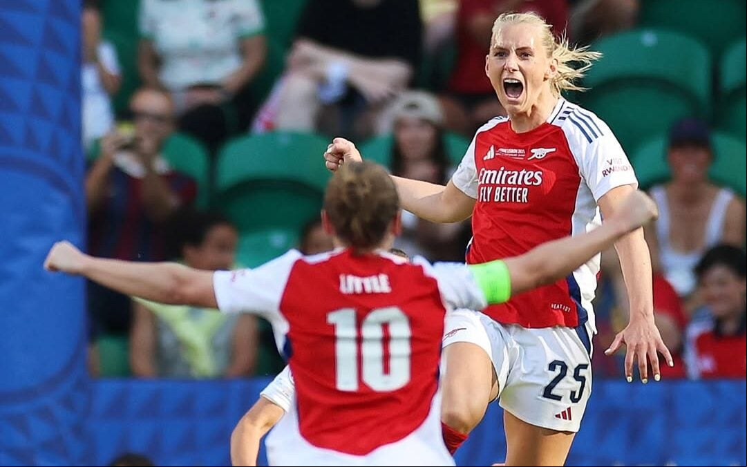 Blackstenius marcou o gol do título do Arsenal na Champions feminina. (Foto: UEFA/Divulgação)