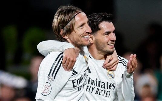 Modric e Brahim Díaz comemoram gol pelo Real Madrid (Foto: Reprodução/Instagram)