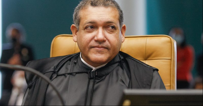 O ministro do STF, Nunes Marques Minas tenta suspender o julgamento de ação que cobra dívida do estado no STF