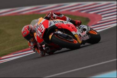Marc Márquez fica com pole em Aragón