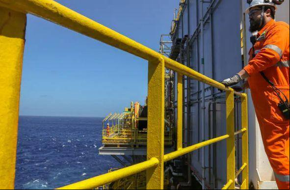 Descoberta foi confirmada no poço exploratório Anhangá, próximo à divisa entre os estados do Ceará e do Rio Grande do Norte, na Margem Equatorial brasileira